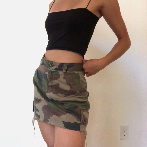 Camo Mini Skirt - Picture 1 of 5
